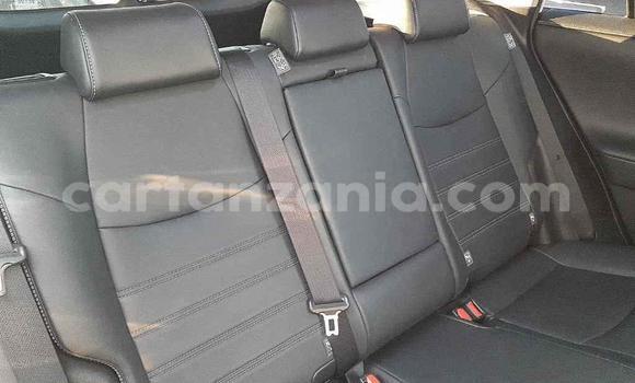 Nunua Imported Toyota RAV4 Nyeupe Gari ndani ya Dar es Salaam nchini Dar es Salaam Nunua Imported Toyota RAV4 Nyeupe Gari ndani ya Dar es Salaam nchini Dar es Salaam