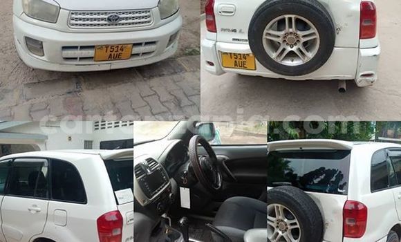Buy Used Toyota RAV4 White Car in Dar es Salaam in Dar es Salaam Buy Used Toyota RAV4 White Car in Dar es Salaam in Dar es Salaam