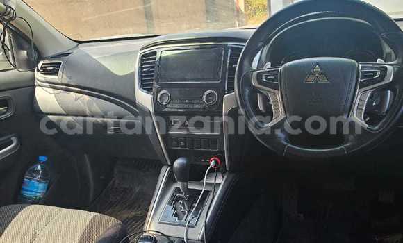 Nunua Ilio tumika Mitsubishi Triton Nyeupe Gari ndani ya Dar es Salaam nchini Dar es Salaam Nunua Ilio tumika Mitsubishi Triton Nyeupe Gari ndani ya Dar es Salaam nchini Dar es Salaam