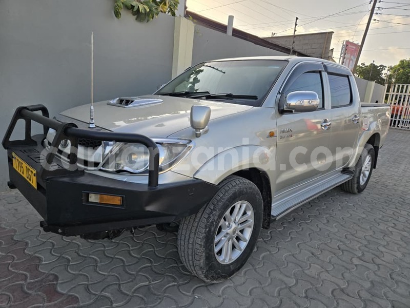 Big with watermark toyota hilux dar es salaam dar es salaam 31379
