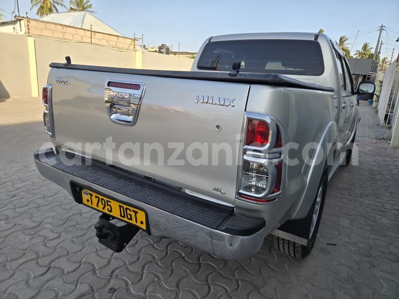 Big with watermark toyota hilux dar es salaam dar es salaam 31379