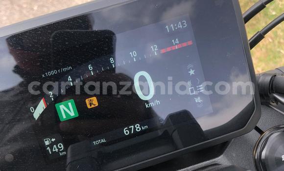 Buy Used Honda CB Beige Bike in Arusha in Arusha Buy Used Honda CB Beige Bike in Arusha in Arusha