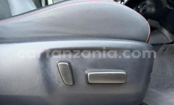 Nunua Ilio tumika Toyota Hilux Nyeupe Gari ndani ya Dar es Salaam nchini Dar es Salaam Nunua Ilio tumika Toyota Hilux Nyeupe Gari ndani ya Dar es Salaam nchini Dar es Salaam