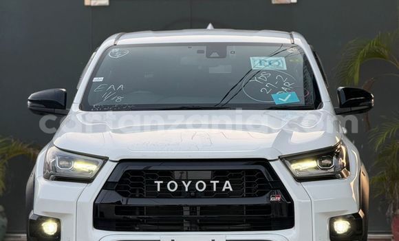Nunua Ilio tumika Toyota Hilux Nyeupe Gari ndani ya Dar es Salaam nchini Dar es Salaam Nunua Ilio tumika Toyota Hilux Nyeupe Gari ndani ya Dar es Salaam nchini Dar es Salaam