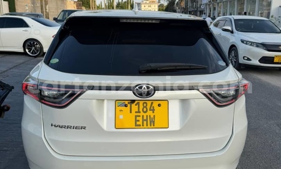 Buy Used Toyota Harrier White Car in Dar es Salaam in Dar es Salaam Buy Used Toyota Harrier White Car in Dar es Salaam in Dar es Salaam
