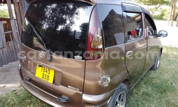 Nunua Ilio tumika Toyota FunCargo Nyingine Gari ndani ya Chake Chake nchini Pemba Kusini Nunua Ilio tumika Toyota FunCargo Nyingine Gari ndani ya Chake Chake nchini Pemba Kusini