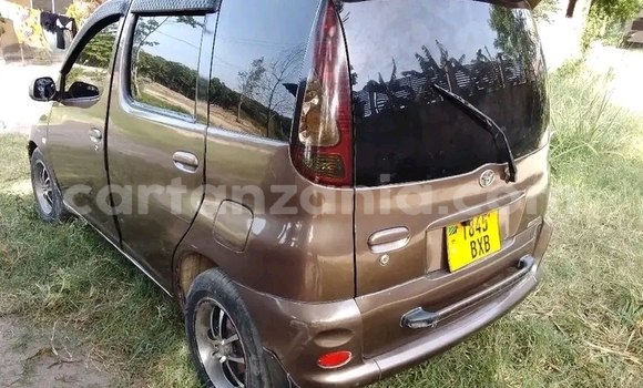 Nunua Ilio tumika Toyota FunCargo Nyingine Gari ndani ya Chake Chake nchini Pemba Kusini Nunua Ilio tumika Toyota FunCargo Nyingine Gari ndani ya Chake Chake nchini Pemba Kusini