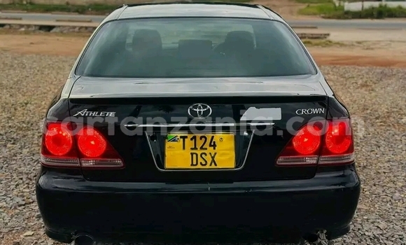 Nunua Ilio tumika Toyota Crown Nyeusi Gari ndani ya Biharamulo nchini Kagera Nunua Ilio tumika Toyota Crown Nyeusi Gari ndani ya Biharamulo nchini Kagera