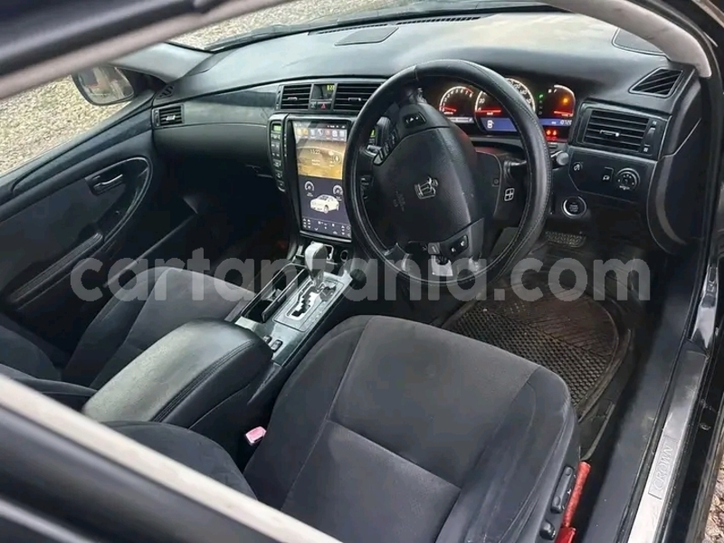 Big with watermark toyota crown kagera biharamulo 31415