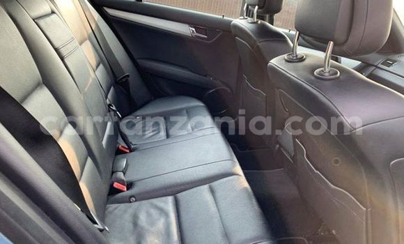 Nunua Ilio tumika Mercedes‒Benz C–Class Bluu Gari ndani ya Dar es Salaam nchini Dar es Salaam Nunua Ilio tumika Mercedes‒Benz C–Class Bluu Gari ndani ya Dar es Salaam nchini Dar es Salaam