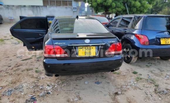 Nunua Ilio tumika Toyota Crown Nyeusi Gari ndani ya Dar es Salaam nchini Dar es Salaam Nunua Ilio tumika Toyota Crown Nyeusi Gari ndani ya Dar es Salaam nchini Dar es Salaam