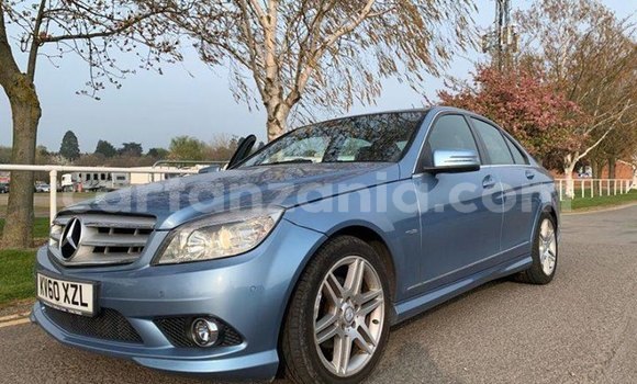 Nunua Ilio tumika Mercedes‒Benz C–Class Bluu Gari ndani ya Dar es Salaam nchini Dar es Salaam Nunua Ilio tumika Mercedes‒Benz C–Class Bluu Gari ndani ya Dar es Salaam nchini Dar es Salaam