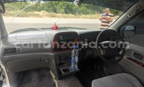 Nunua Ilio tumika Toyota Noah Fedha Gari ndani ya Dar es Salaam nchini Dar es Salaam Nunua Ilio tumika Toyota Noah Fedha Gari ndani ya Dar es Salaam nchini Dar es Salaam