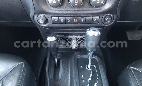 Nunua Ilio tumika Jeep Wrangler Nyeupe Gari ndani ya Dar es Salaam nchini Dar es Salaam Nunua Ilio tumika Jeep Wrangler Nyeupe Gari ndani ya Dar es Salaam nchini Dar es Salaam