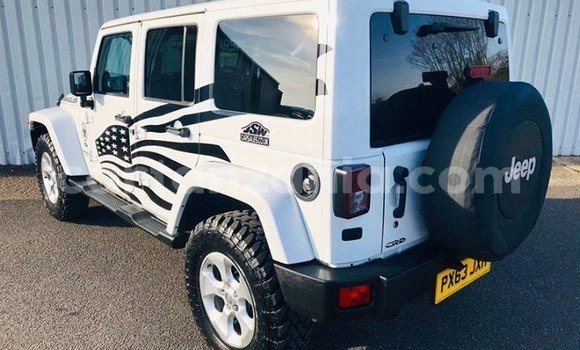 Nunua Ilio tumika Jeep Wrangler Nyeupe Gari ndani ya Dar es Salaam nchini Dar es Salaam Nunua Ilio tumika Jeep Wrangler Nyeupe Gari ndani ya Dar es Salaam nchini Dar es Salaam