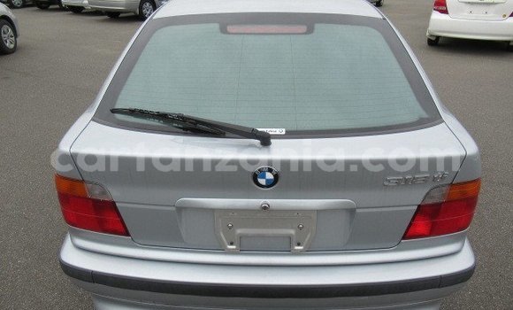 Nunua Ilio tumika BMW 3–Series Fedha Gari ndani ya Dar es Salaam nchini Dar es Salaam Nunua Ilio tumika BMW 3–Series Fedha Gari ndani ya Dar es Salaam nchini Dar es Salaam
