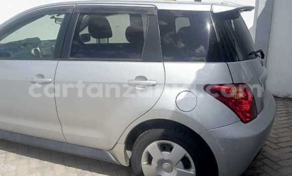 Nunua Mpya Toyota IST Fedha Gari ndani ya Dar es Salaam nchini Dar es Salaam