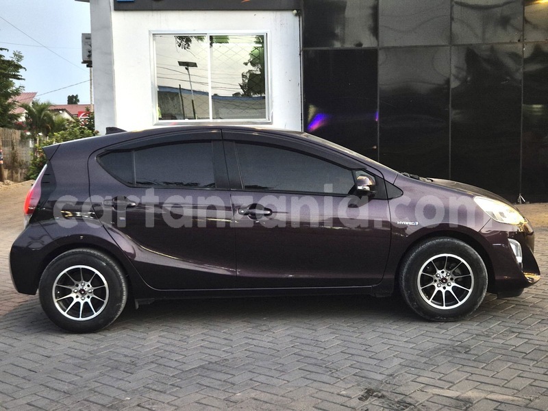 Big with watermark toyota aqua dar es salaam dar es salaam 31473