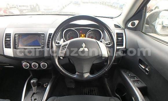 Nunua Ilio tumika Mitsubishi Outlander Nyeusi Gari ndani ya Dar es Salaam nchini Dar es Salaam Nunua Ilio tumika Mitsubishi Outlander Nyeusi Gari ndani ya Dar es Salaam nchini Dar es Salaam