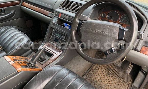 Nunua Ilio tumika Land Rover Range Rover Nyeusi Gari ndani ya Dar es Salaam nchini Dar es Salaam Nunua Ilio tumika Land Rover Range Rover Nyeusi Gari ndani ya Dar es Salaam nchini Dar es Salaam