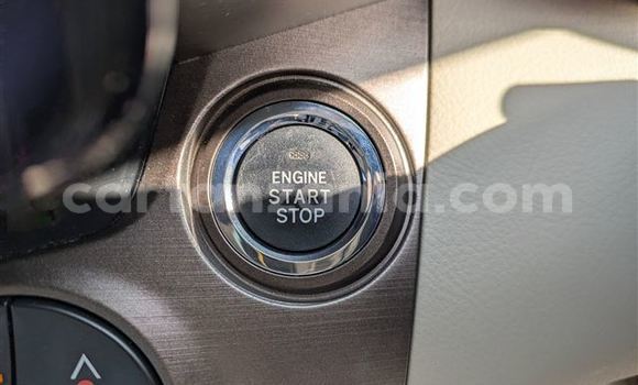 Nunua Imported Toyota Vanguard Nyeusi Gari ndani ya Dar es Salaam nchini Dar es Salaam Nunua Imported Toyota Vanguard Nyeusi Gari ndani ya Dar es Salaam nchini Dar es Salaam