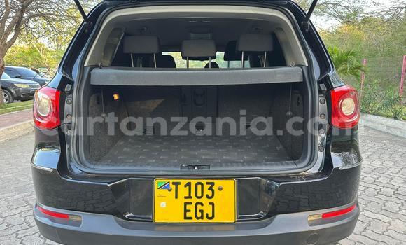 Nunua Ilio tumika Volkswagen Tiguan Nyeusi Gari ndani ya Dar es Salaam nchini Dar es Salaam Nunua Ilio tumika Volkswagen Tiguan Nyeusi Gari ndani ya Dar es Salaam nchini Dar es Salaam