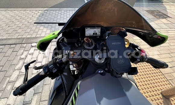 Buy Used Yamaha R1 Beige Bike in Arusha in Arusha Buy Used Yamaha R1 Beige Bike in Arusha in Arusha