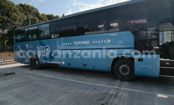 Buy Used Wiesmann GT Blue Car in Dar es Salaam in Dar es Salaam Buy Used Wiesmann GT Blue Car in Dar es Salaam in Dar es Salaam