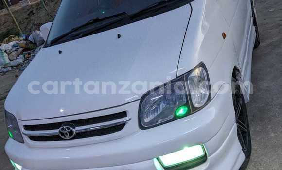 Buy Used Toyota Noah White Car in Dar es Salaam in Dar es Salaam Buy Used Toyota Noah White Car in Dar es Salaam in Dar es Salaam