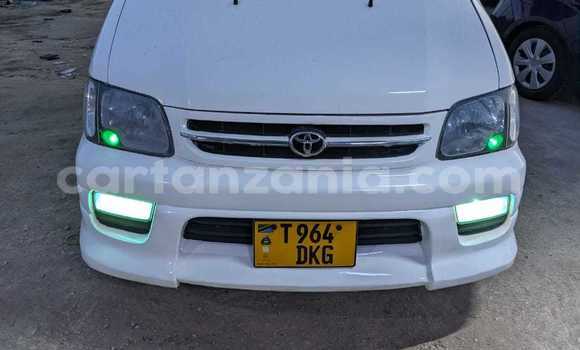 Buy Used Toyota Noah White Car in Dar es Salaam in Dar es Salaam Buy Used Toyota Noah White Car in Dar es Salaam in Dar es Salaam