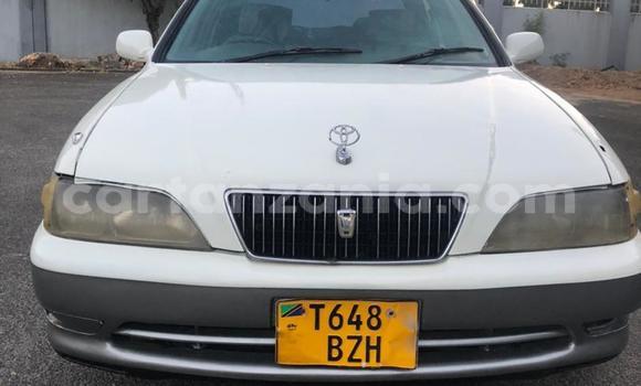 Buy Used Toyota Cresta White Car in Dar es Salaam in Dar es Salaam