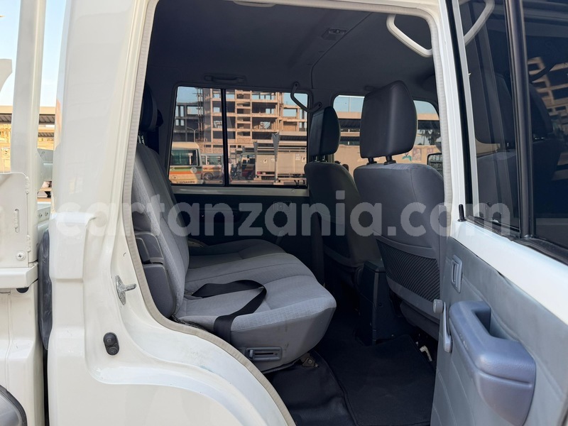 Big with watermark toyota land cruiser dar es salaam dar es salaam 31537