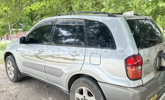 Buy Used Toyota RAV4 Silver Car in Dar es Salaam in Dar es Salaam Buy Used Toyota RAV4 Silver Car in Dar es Salaam in Dar es Salaam