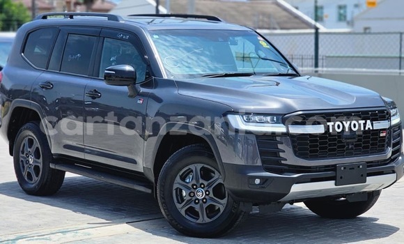 Buy Import Toyota Land Cruiser Other Car in Dar es Salaam in Dar es Salaam