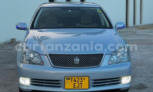 Buy Used Toyota Crown Other Car in Dar es Salaam in Dar es Salaam