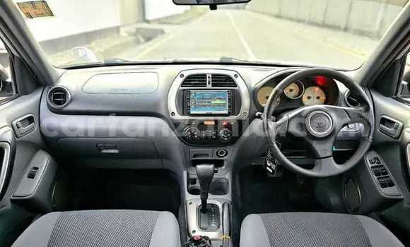 Nunua Ilio tumika Toyota RAV4 Fedha Gari ndani ya Dar es Salaam nchini Dar es Salaam Nunua Ilio tumika Toyota RAV4 Fedha Gari ndani ya Dar es Salaam nchini Dar es Salaam