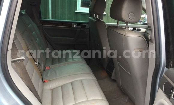Nunua Ilio tumika Volkswagen Touareg Bluu Gari ndani ya Dar es Salaam nchini Dar es Salaam Nunua Ilio tumika Volkswagen Touareg Bluu Gari ndani ya Dar es Salaam nchini Dar es Salaam