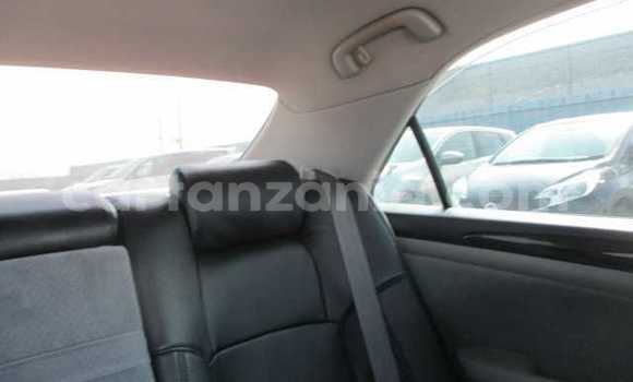 Nunua Imported Toyota Crown Nyeusi Gari ndani ya Dar es Salaam nchini Dar es Salaam Nunua Imported Toyota Crown Nyeusi Gari ndani ya Dar es Salaam nchini Dar es Salaam