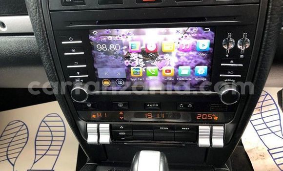 Nunua Ilio tumika Porsche Cayenne Nyeusi Gari ndani ya Dar es Salaam nchini Dar es Salaam Nunua Ilio tumika Porsche Cayenne Nyeusi Gari ndani ya Dar es Salaam nchini Dar es Salaam