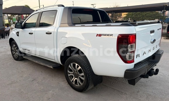 Nunua Imported Ford Ranger Nyeupe Gari ndani ya Dar es Salaam nchini Dar es Salaam Nunua Imported Ford Ranger Nyeupe Gari ndani ya Dar es Salaam nchini Dar es Salaam