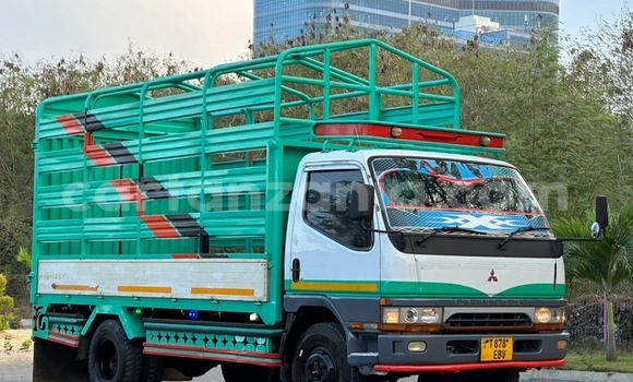 Buy Used Mitsubishi L400 Green Truck in Dar es Salaam in Dar es Salaam Buy Used Mitsubishi L400 Green Truck in Dar es Salaam in Dar es Salaam