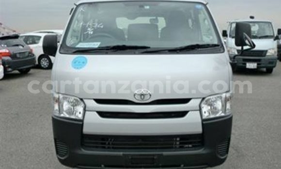 Nunua Ilio tumika Toyota Hiace Fedha Gari ndani ya Dar es Salaam nchini Dar es Salaam Nunua Ilio tumika Toyota Hiace Fedha Gari ndani ya Dar es Salaam nchini Dar es Salaam