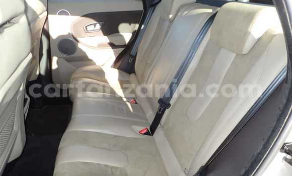 Nunua Imported Land Rover Range Rover Evoque Fedha Gari ndani ya Dar es Salaam nchini Dar es Salaam Nunua Imported Land Rover Range Rover Evoque Fedha Gari ndani ya Dar es Salaam nchini Dar es Salaam