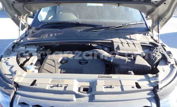 Nunua Imported Land Rover Range Rover Evoque Fedha Gari ndani ya Dar es Salaam nchini Dar es Salaam Nunua Imported Land Rover Range Rover Evoque Fedha Gari ndani ya Dar es Salaam nchini Dar es Salaam