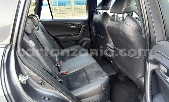 Buy Import Toyota RAV4 Other Car in Dar es Salaam in Dar es Salaam Buy Import Toyota RAV4 Other Car in Dar es Salaam in Dar es Salaam