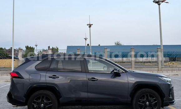 Buy Import Toyota RAV4 Other Car in Dar es Salaam in Dar es Salaam Buy Import Toyota RAV4 Other Car in Dar es Salaam in Dar es Salaam