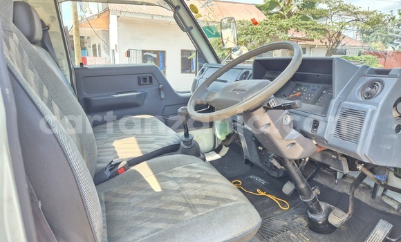 Buy Import Toyota LITEACE White Truck in Dar es Salaam in Dar es Salaam Buy Import Toyota LITEACE White Truck in Dar es Salaam in Dar es Salaam