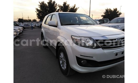 Buy Import Toyota Fortuner White Car in Import - Dubai in Arusha Buy Import Toyota Fortuner White Car in Import - Dubai in Arusha