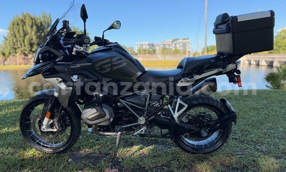 Buy Used BMW GS Green Bike in Babati Urban in Manyara Buy Used BMW GS Green Bike in Babati Urban in Manyara
