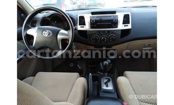 Buy Import Toyota Fortuner White Car in Import - Dubai in Arusha Buy Import Toyota Fortuner White Car in Import - Dubai in Arusha
